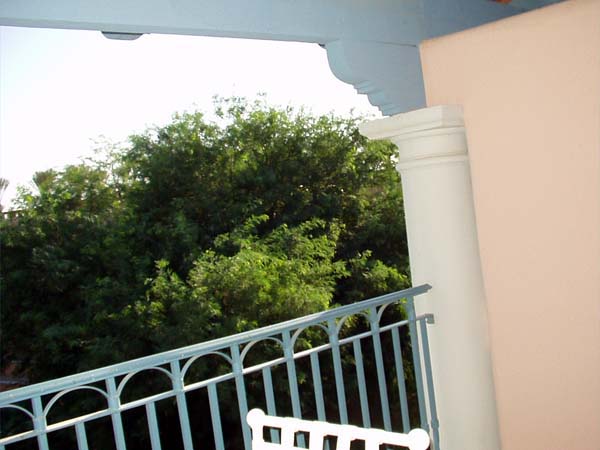 D04