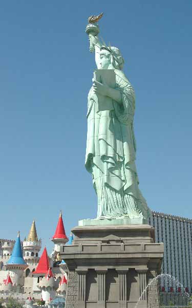EdGordon_Statue_of_Liberty_1